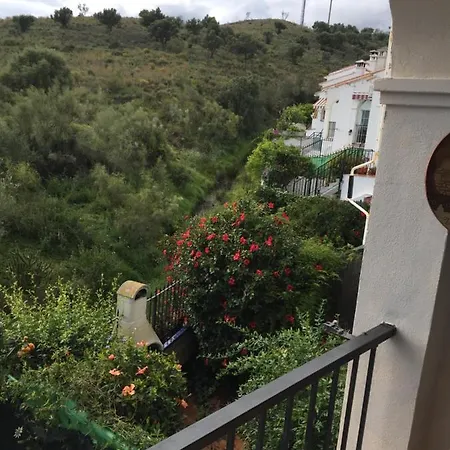 Cozy In With Chimney Apartment Benajarafe